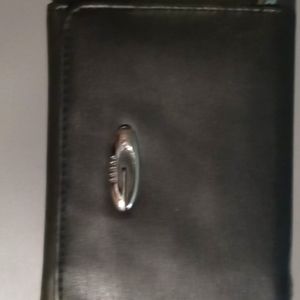 Geuss wallet